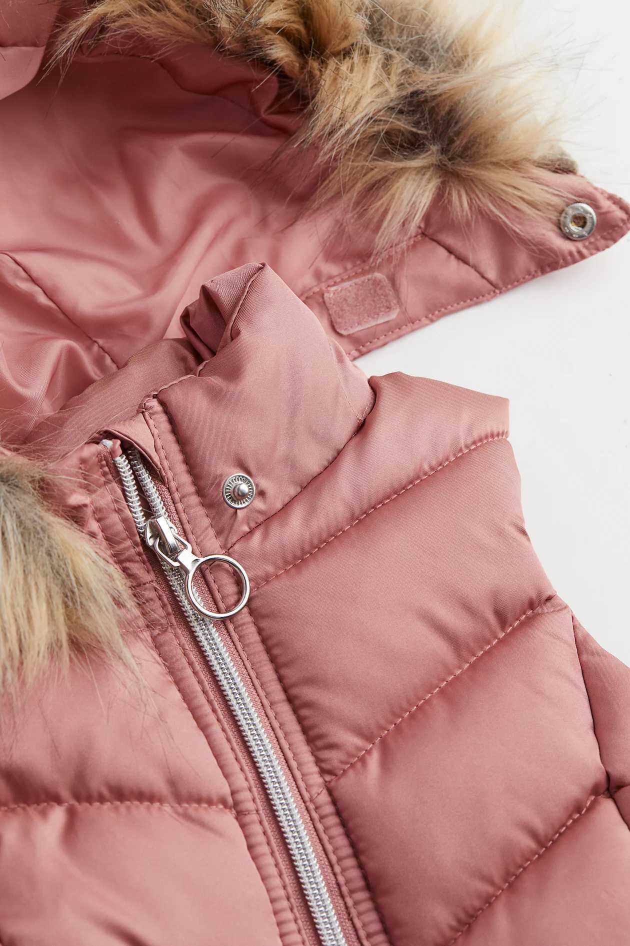 Ватиран елек с качулка H&M 2-4 г.