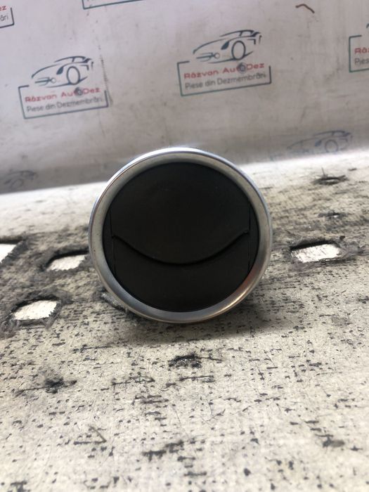 grila ventilatie  suzuki vitara 1.6 benzina 2017