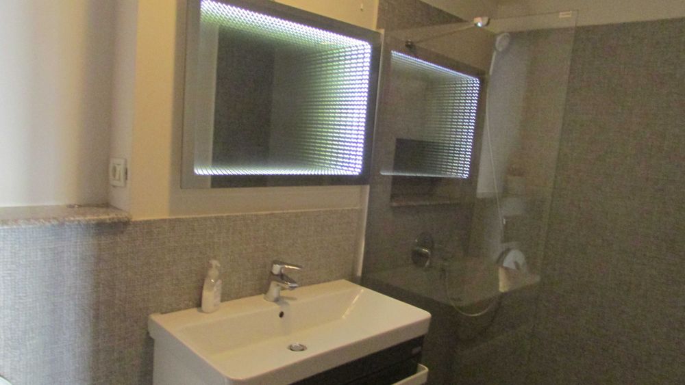 3 camere amenajat mobilat și utilat modern