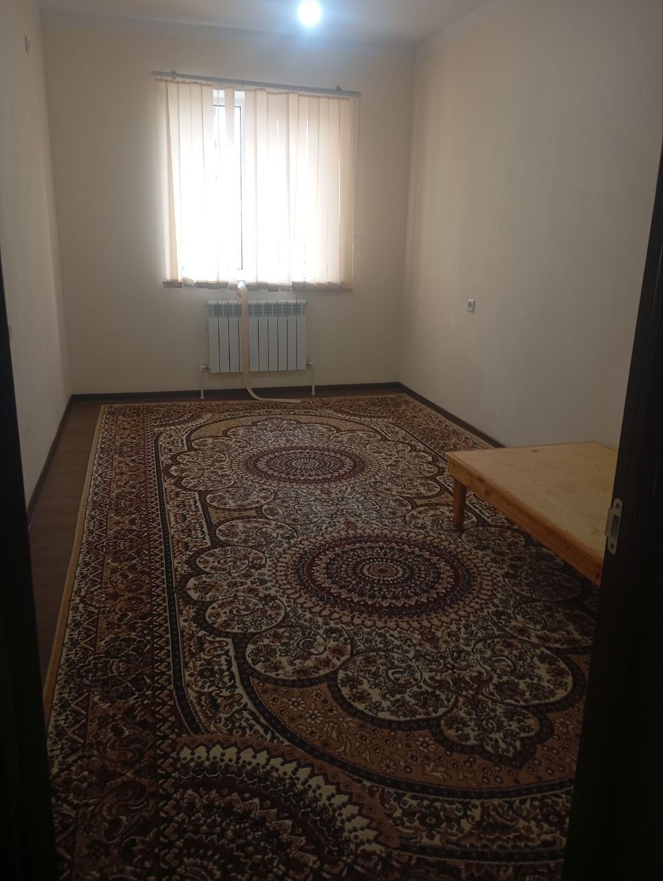 Motrid 2 etaj 2 xonali ijara beriladi