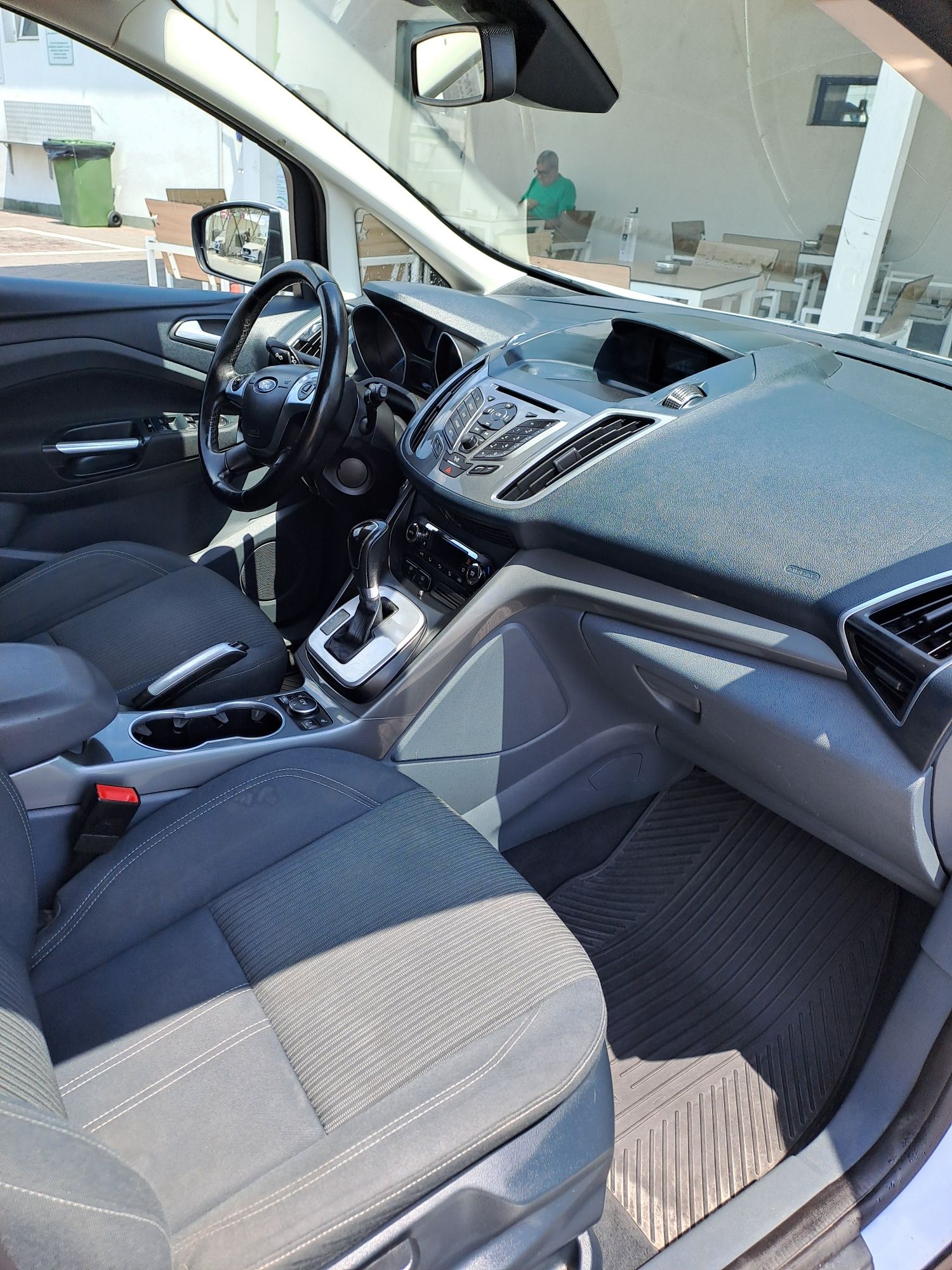 Vând Ford ce max grand cupe 7 locuri