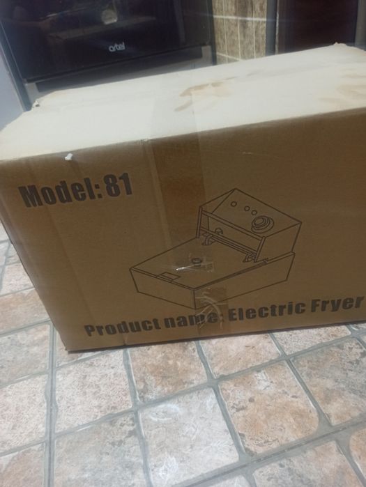 Фритюрница новая