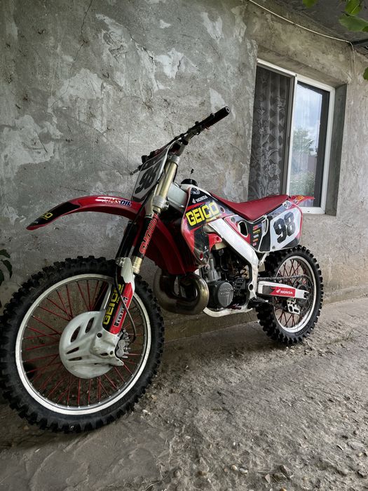 Vand/schimb cu jetsky Honda cr 250 2t 1998 stare  impecabila