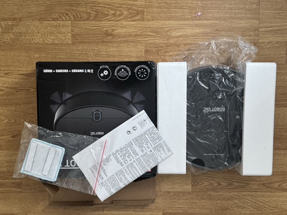 Aspirator robot ROBOT VAC 3 in 1 matura aspirator si mop