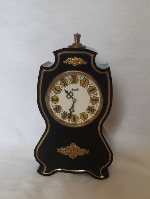 Настольные часы "Агат"