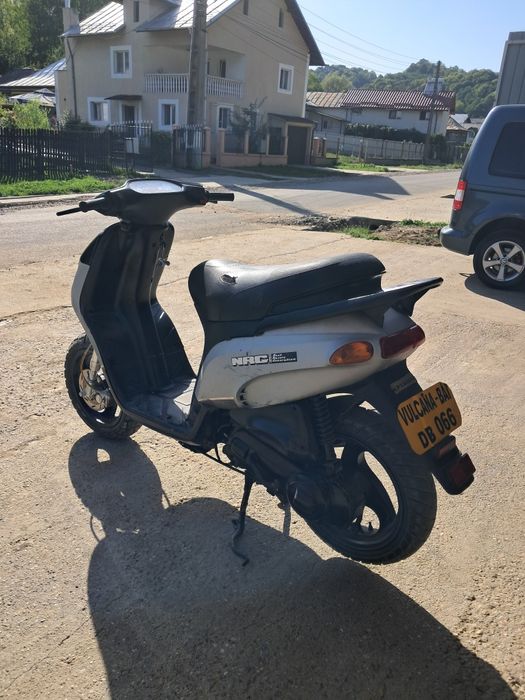 Vând scuter piaggio nrg
