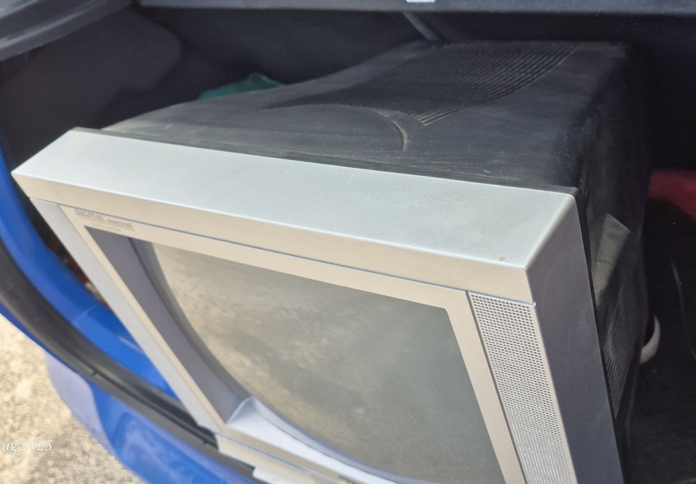 Телевизор 14' ELITE