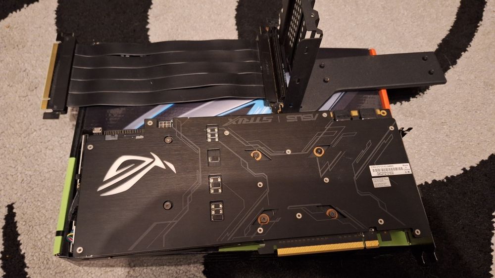 PLACA VIDEO ASUS GeForce GTX 1070 8GB + Suport Vertical Gpu !