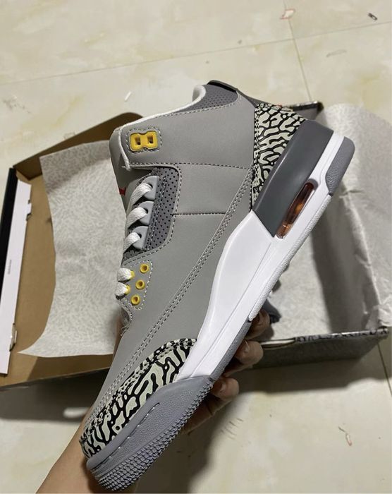 Air Jordan 3 Retro Cool Grey (2021)