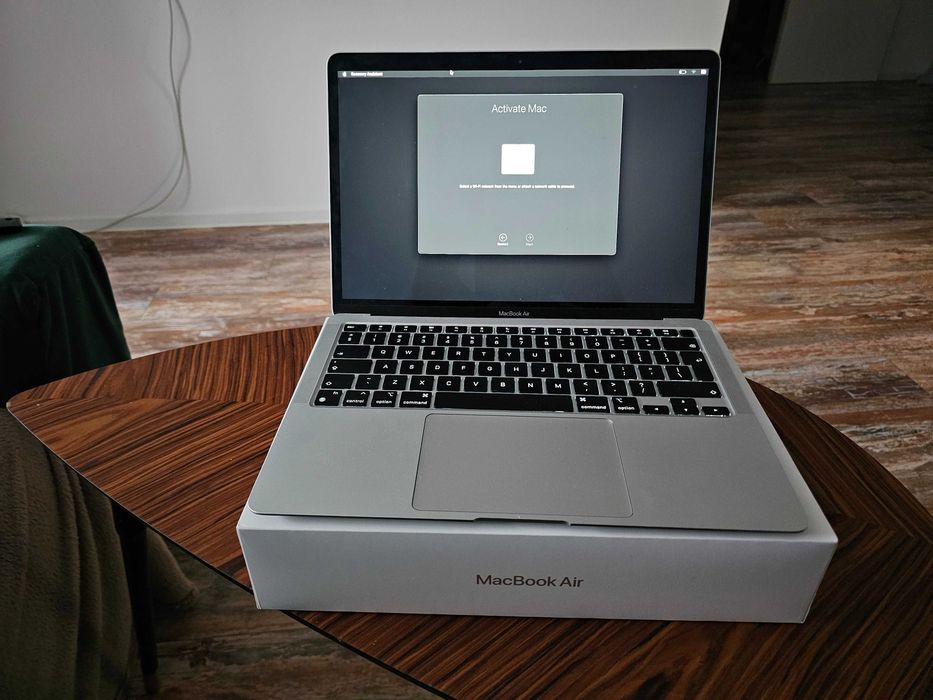 Apple Macbook Air M1 2020