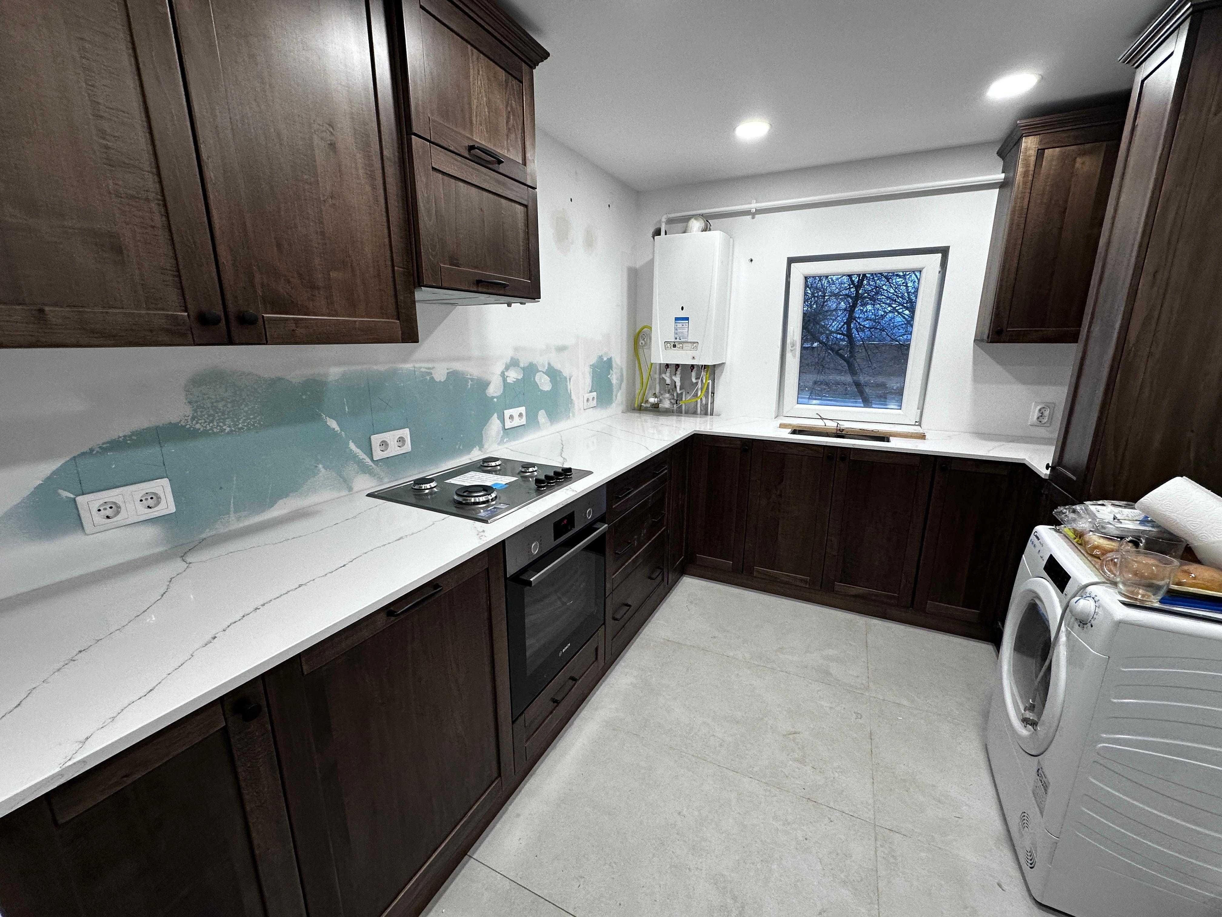 Blat din Quartz (Calacatta White) pentru bucatarie moderna