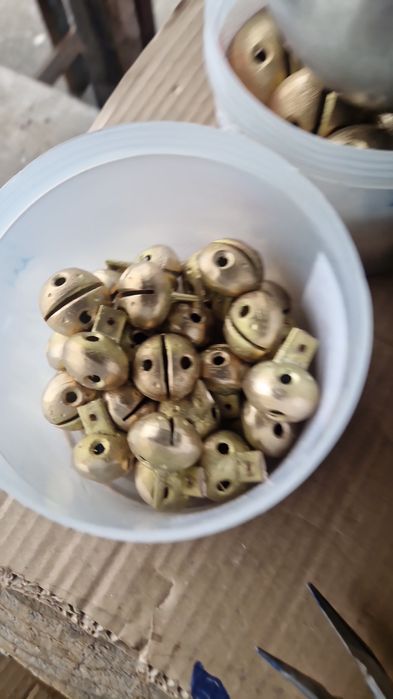 Clopote din alama noi 13-14cm