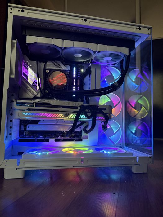 Мощен компютър/ I9 13900K/Водно/64GB/RTX 3090 24GB/2TB SSD