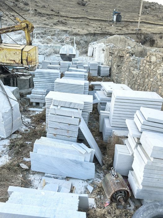 мраморный памятник