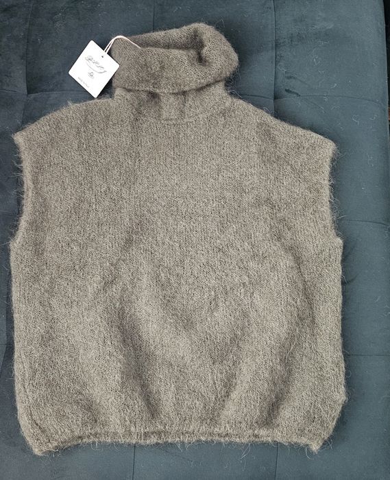 Пуловер от вълна и мохер