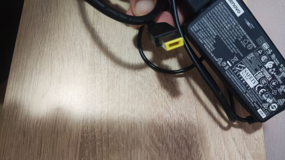 Зарядно за лаптоп lenovo 45w