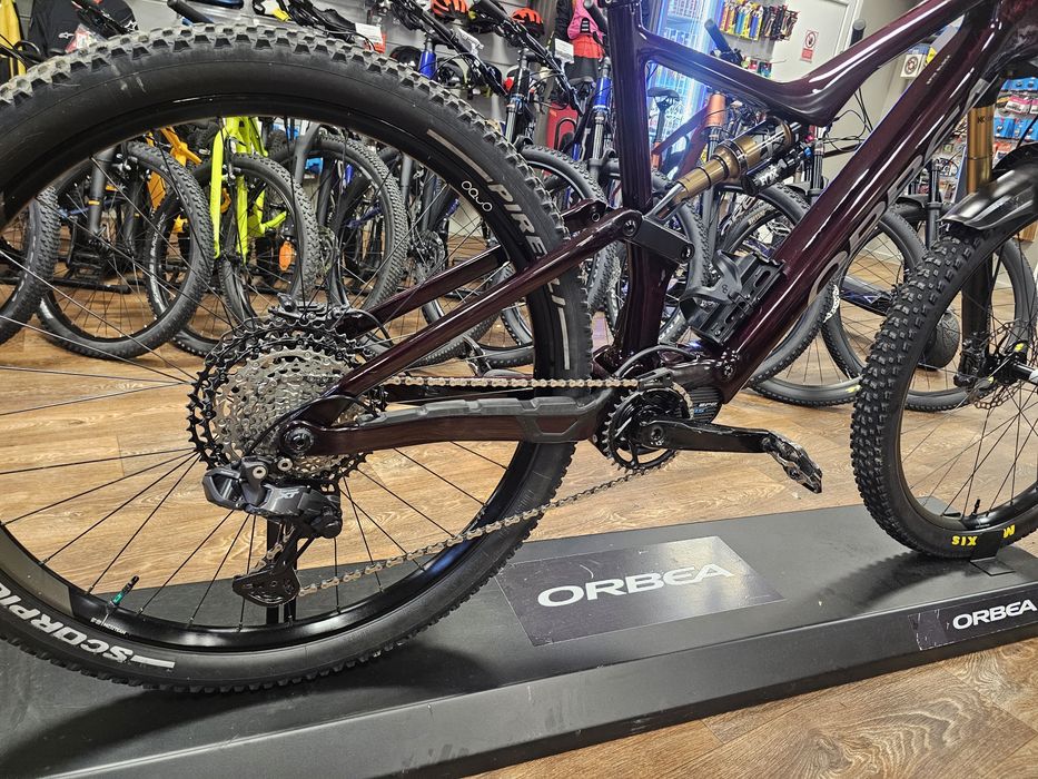 Bicicleta electrica carbon Orbea Rise M-Team 29"