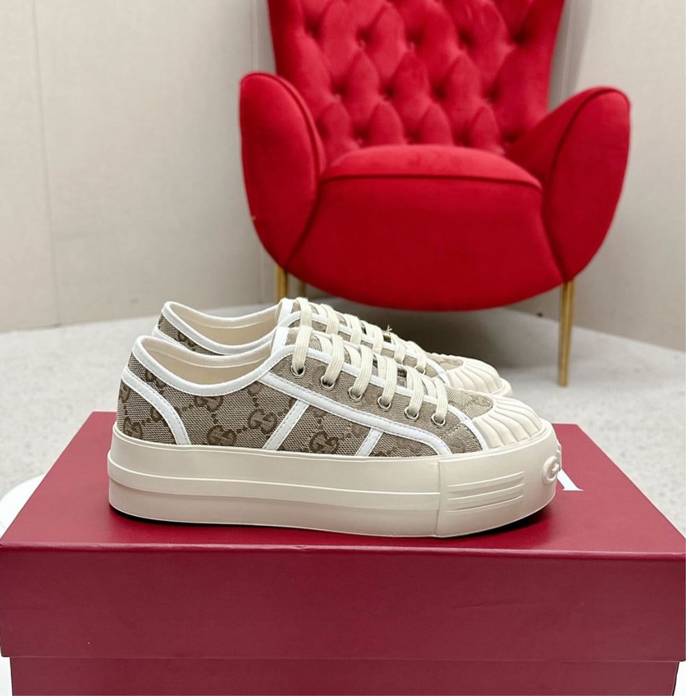 Дамски обувки Gucci