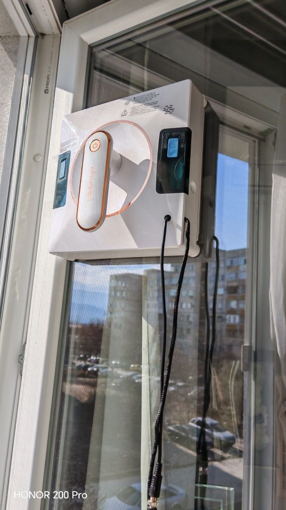 Робот за миене на прозорци Airmsen YW500