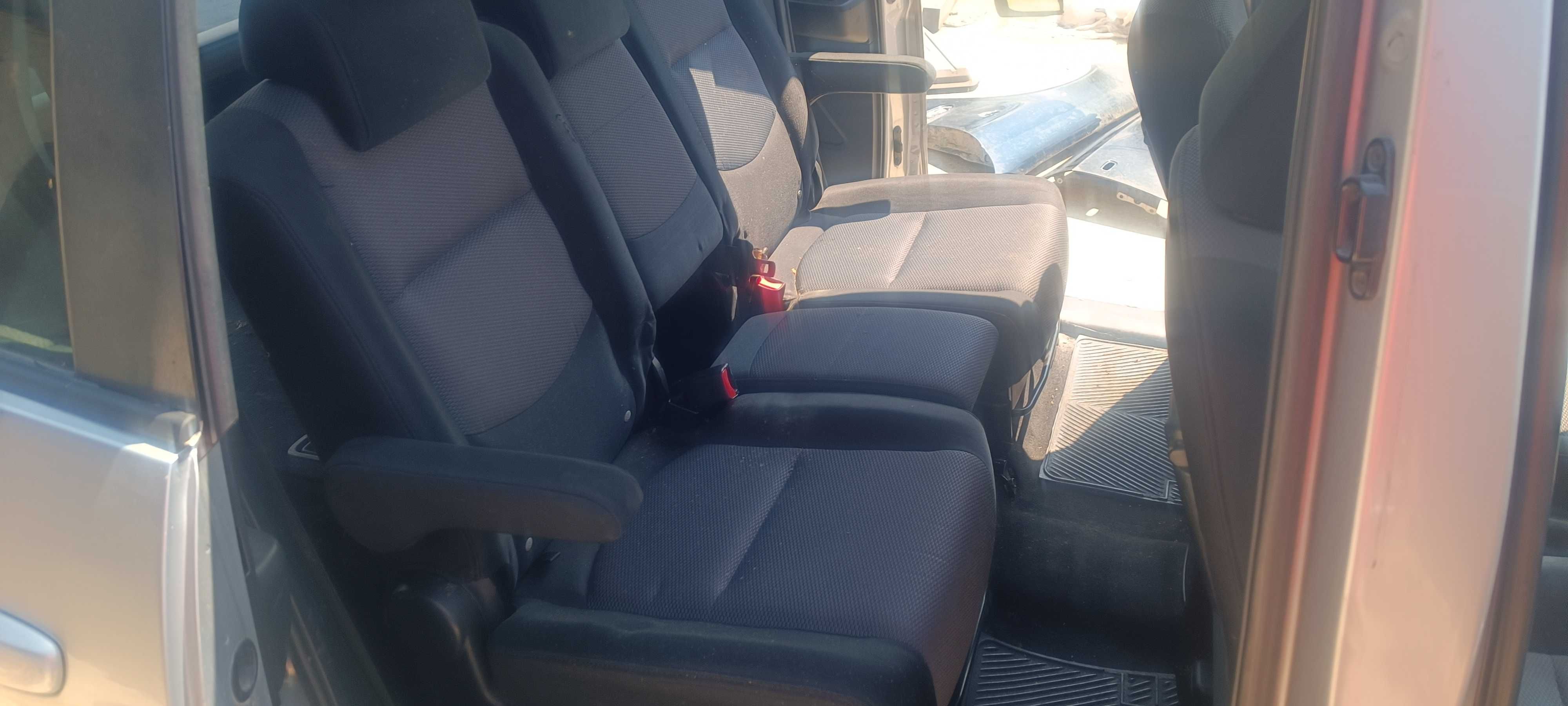 MAZDA 5 / 2.0 На части