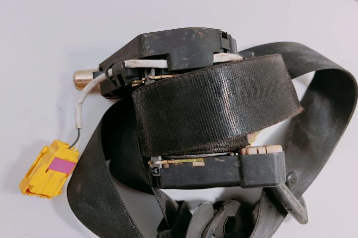 Centura de Siguranta  dreapta fata 193857737 / 1T1857706 Volkswagen V