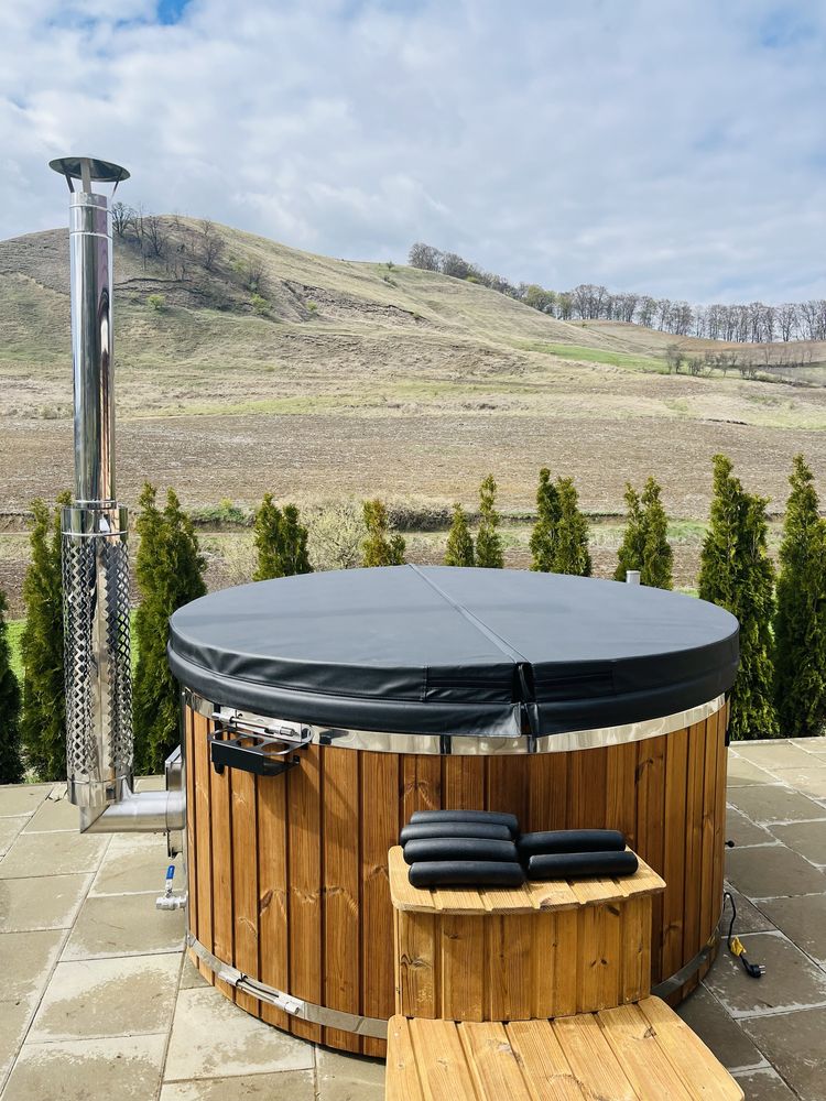 Ciubar Acrylic jacuzzi