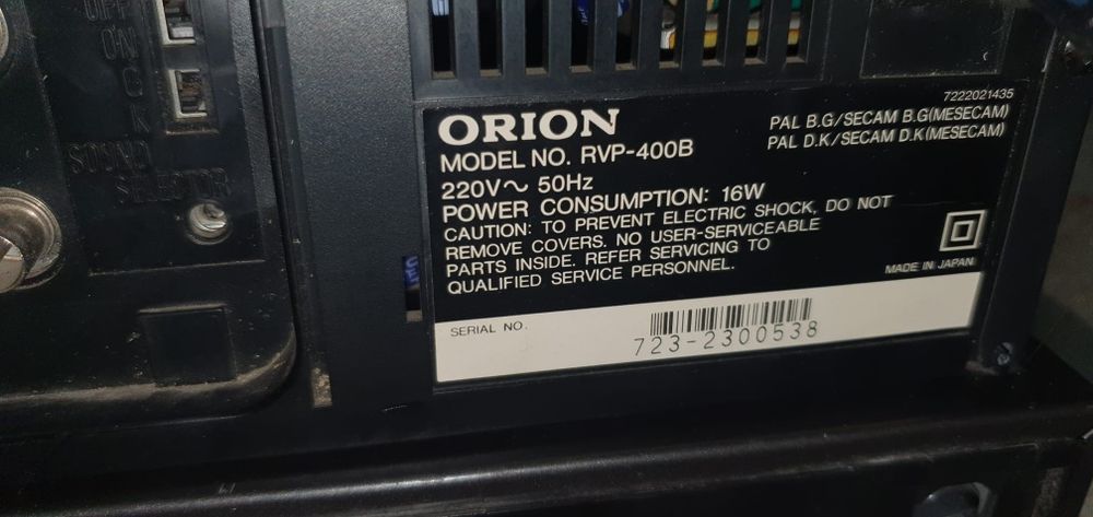 Vând 2 video playere defecte, Sanyo și Orion.