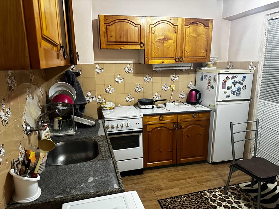 Дава се под наем Двустаен апартамент в Бургас, Братя Миладинови - 64 кв.м за 300 € - Снимка #1