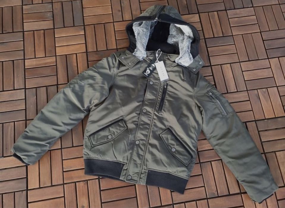 Мъжко яке GUESS - ветроустойчиво Оригинално