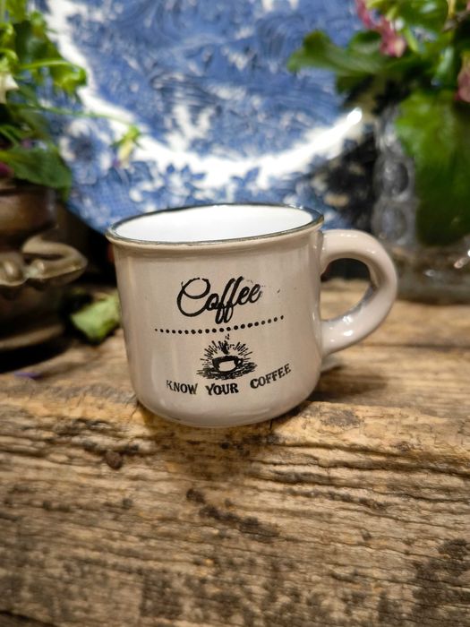 Чаши за кафе с надписи