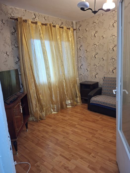 1200 RON apartament 1 camera Podu de Fier