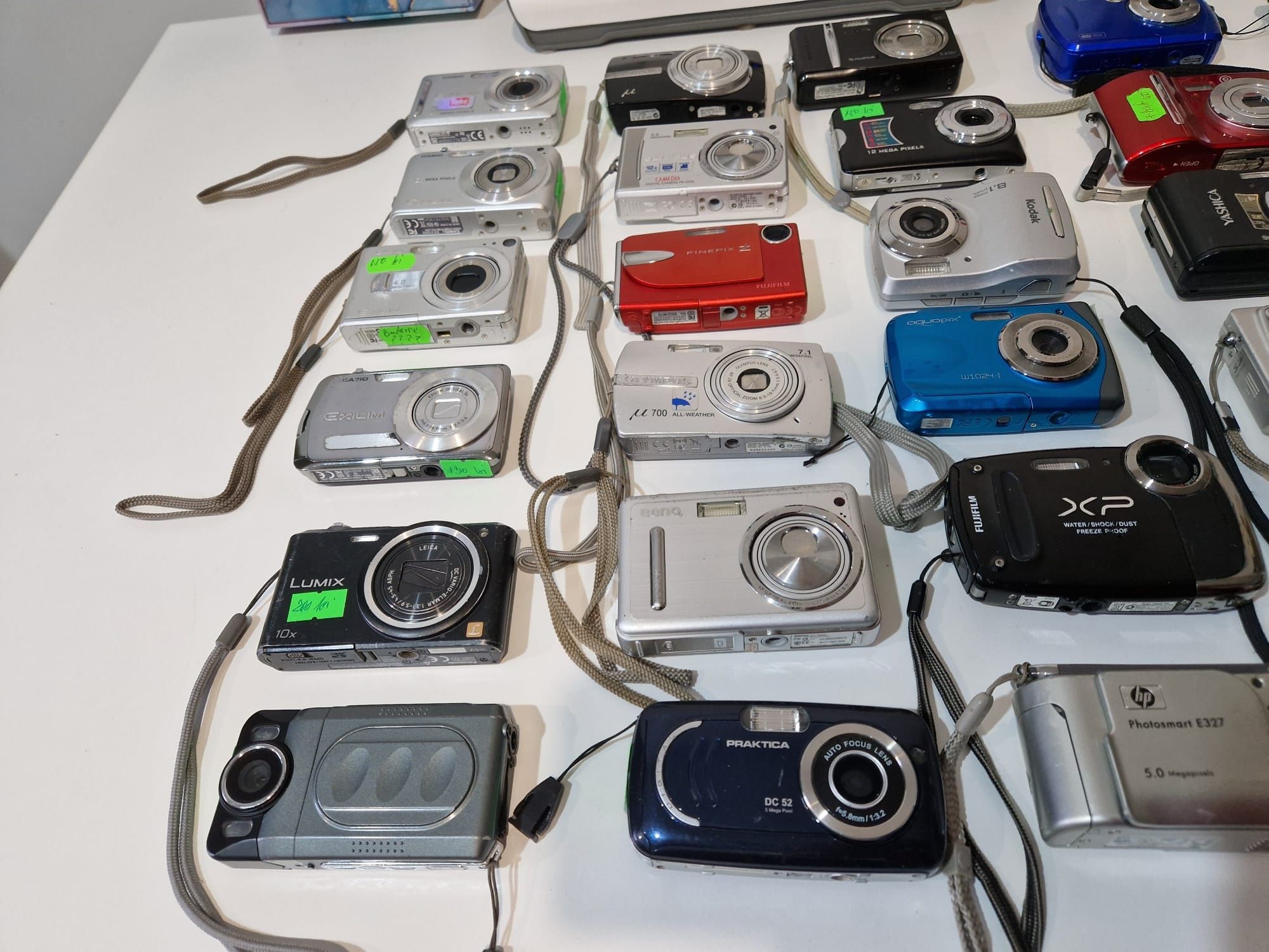 Aparat foto  / camera video digitala.