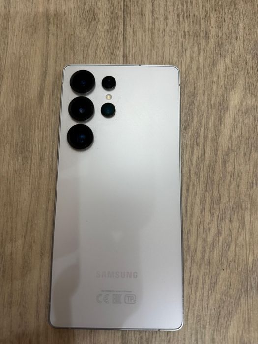 Продаётся Samsung galaxy S 25 ultra