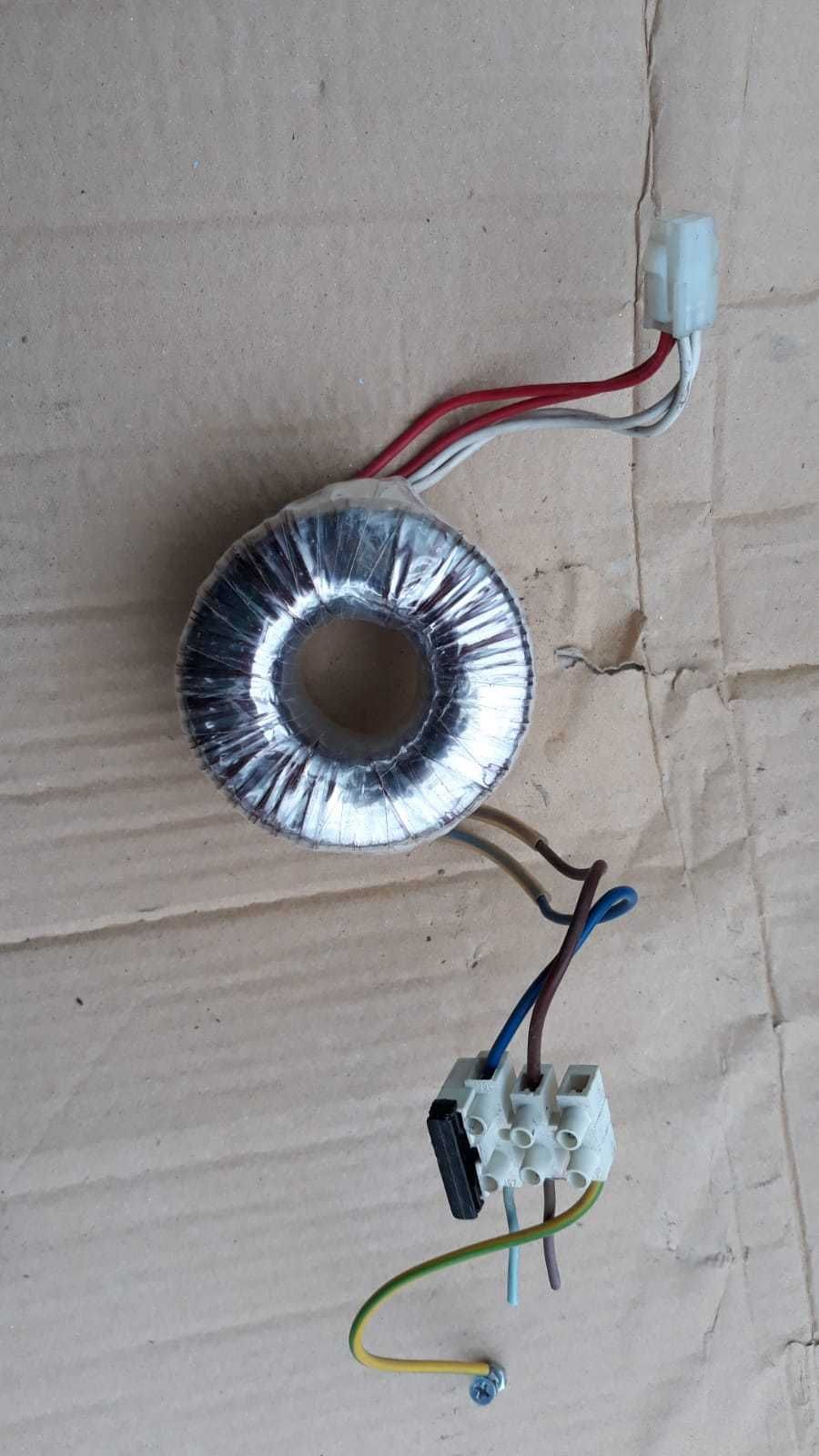 transformator toroidal 230v cu 2 iesiri 18v si 27v