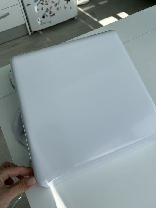 Прахоуловител за маникюр