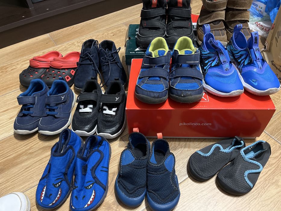 Nr 25 si 26 Adidasi ghete papuci cipici decathlon nike goretex
