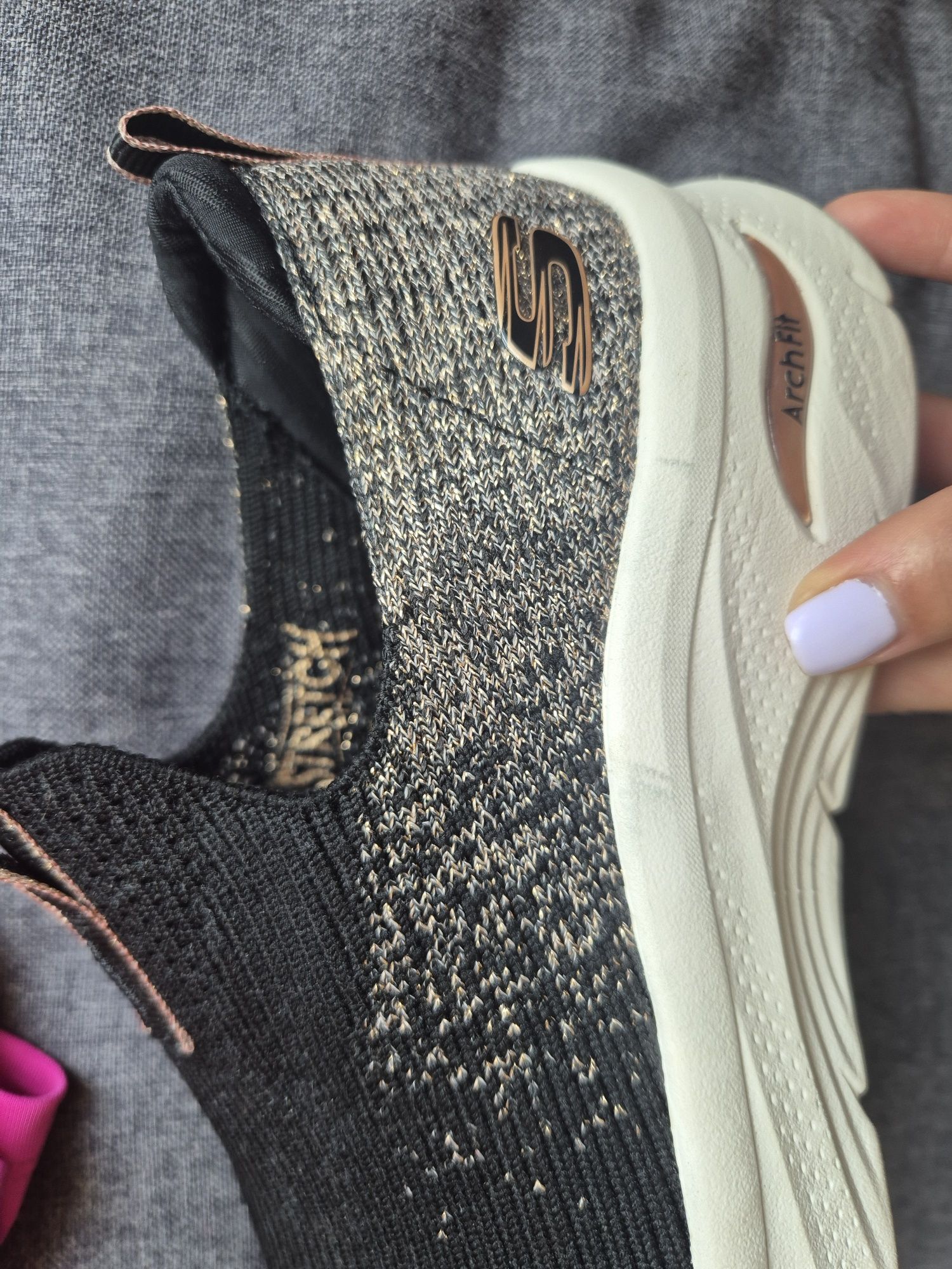 Sketchers Arch fit