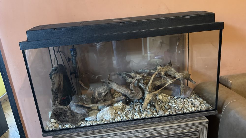 Аквариум 70L. с помпа