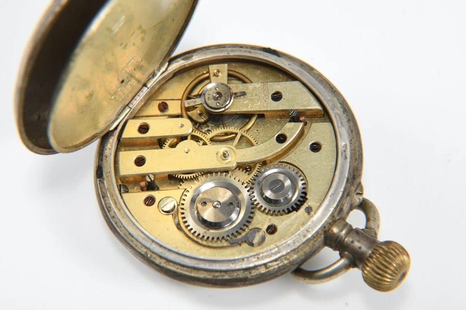 Ceas vechi de buzunar din argint JS&C defect