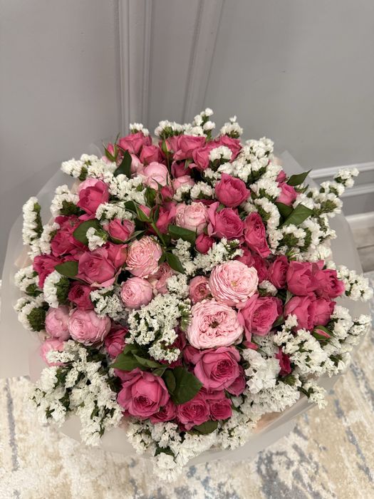 Цветы свежие  срочно продам