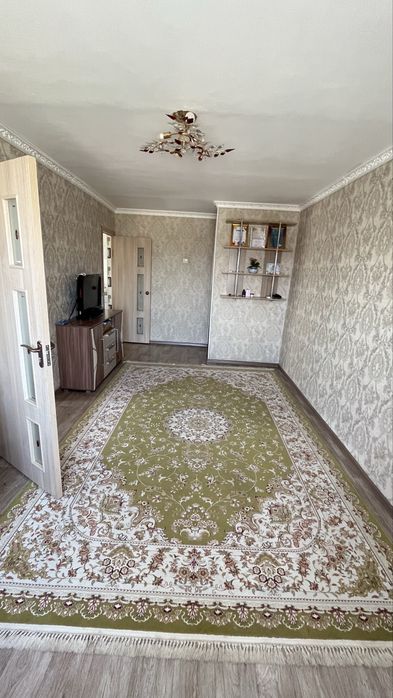 Продам ковер срочно