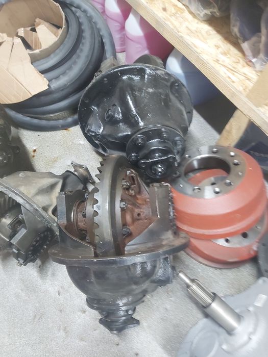 Редуктор заднего моста на ГАЗ 53.