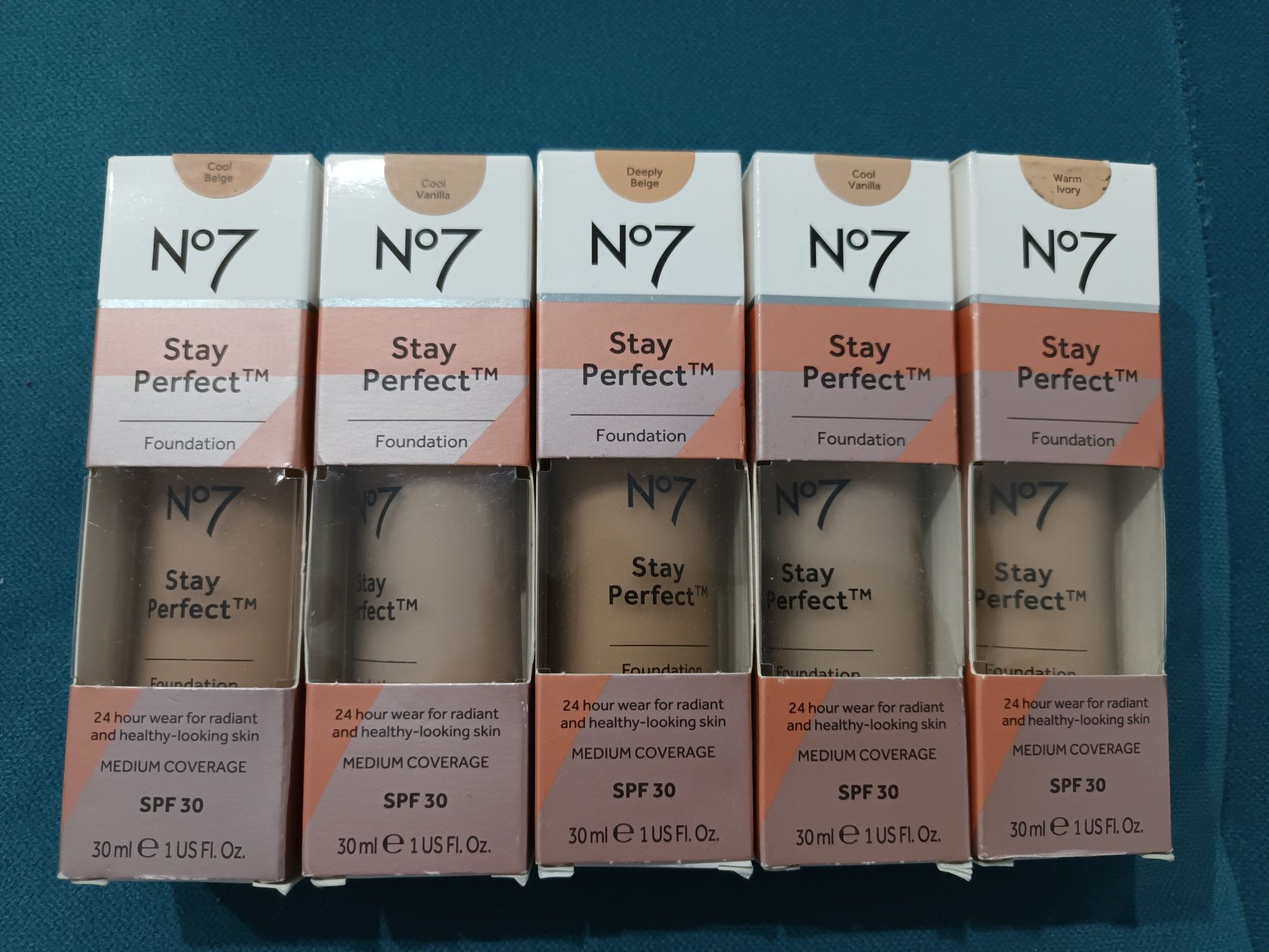 Fonduri ten No7  Lift luminate SPF 15/ Stay Perfect 24 hour SPF 30