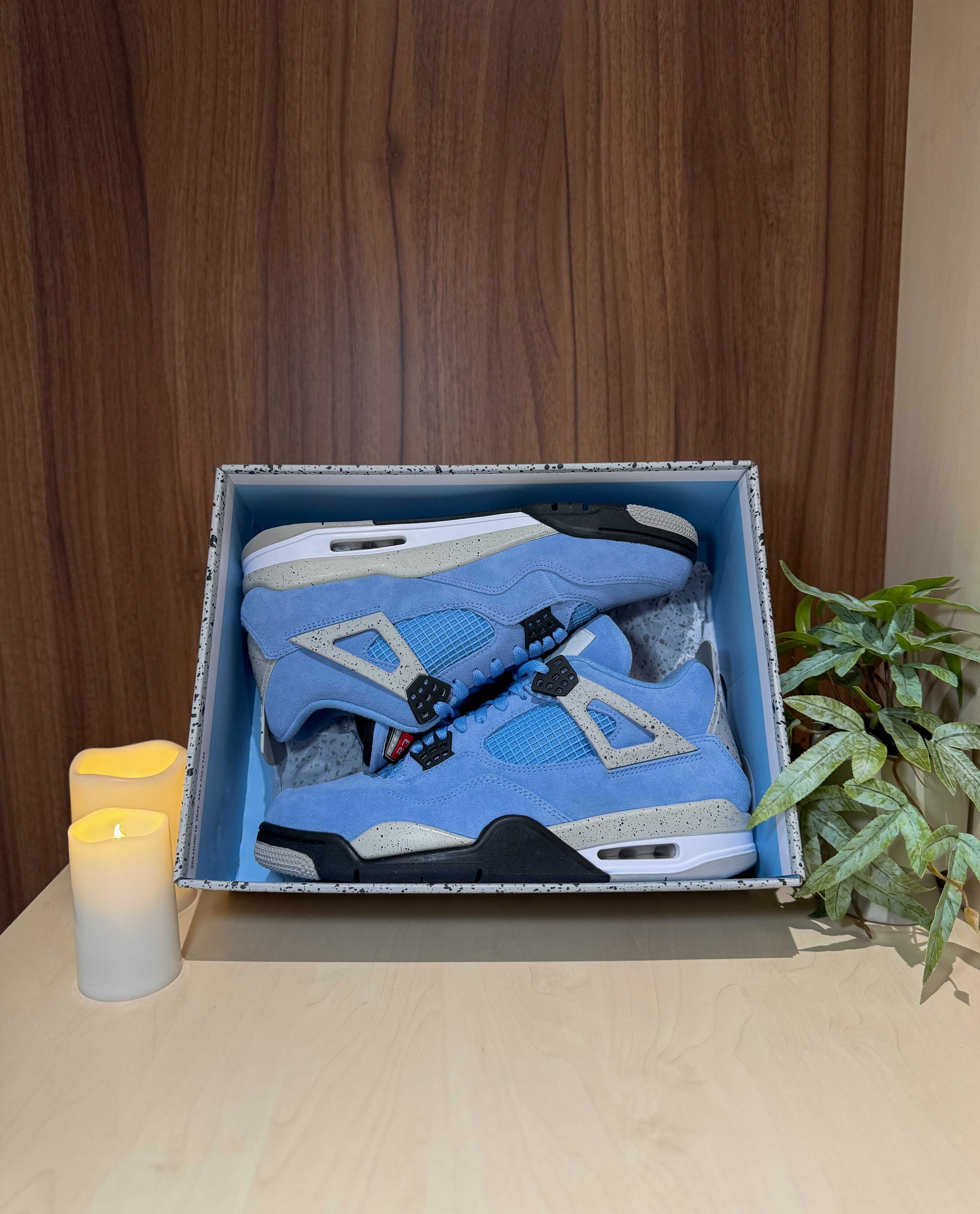 Nike Jordan 4 University Blue Retro UNC