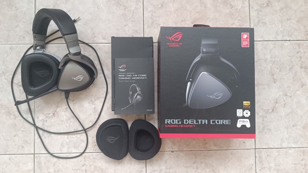 Игровые наушники ROG Delta Core