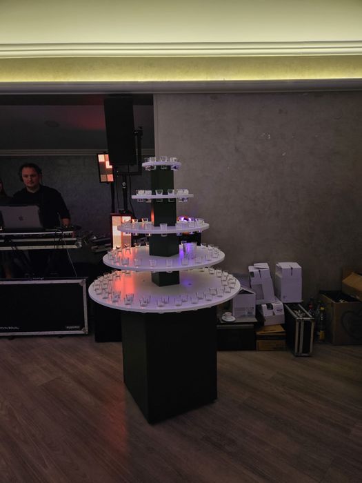 Ichiriez  tort de shat-turi  , bar mobil