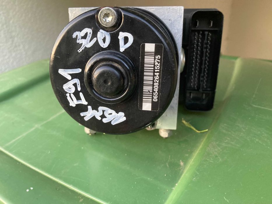 BMW parts  ABS unit for e 90