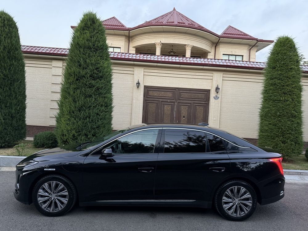 Hongqi eq-5 450 km