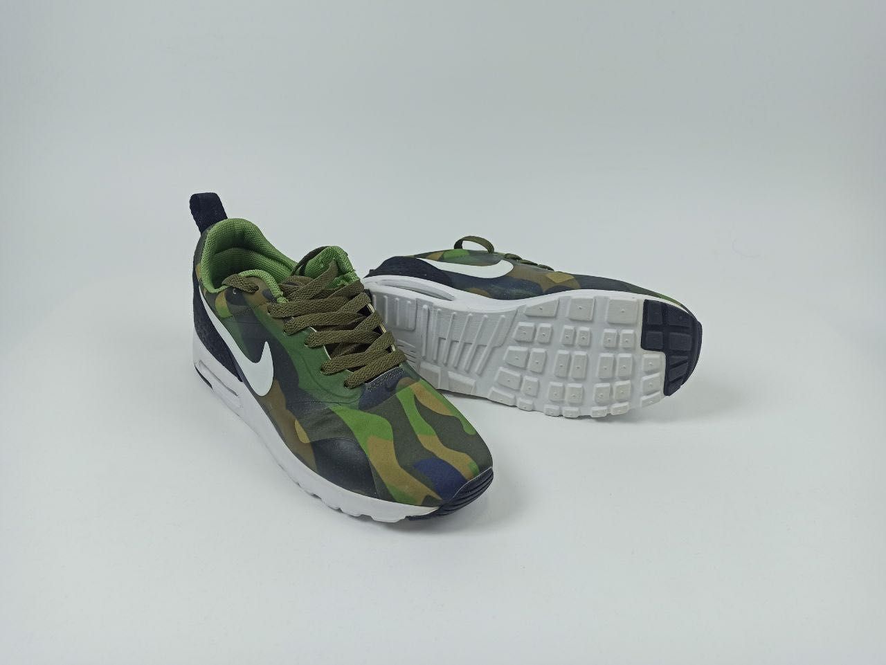 Кроссовки Nike Air Max. 40.5-41 размер. Новое