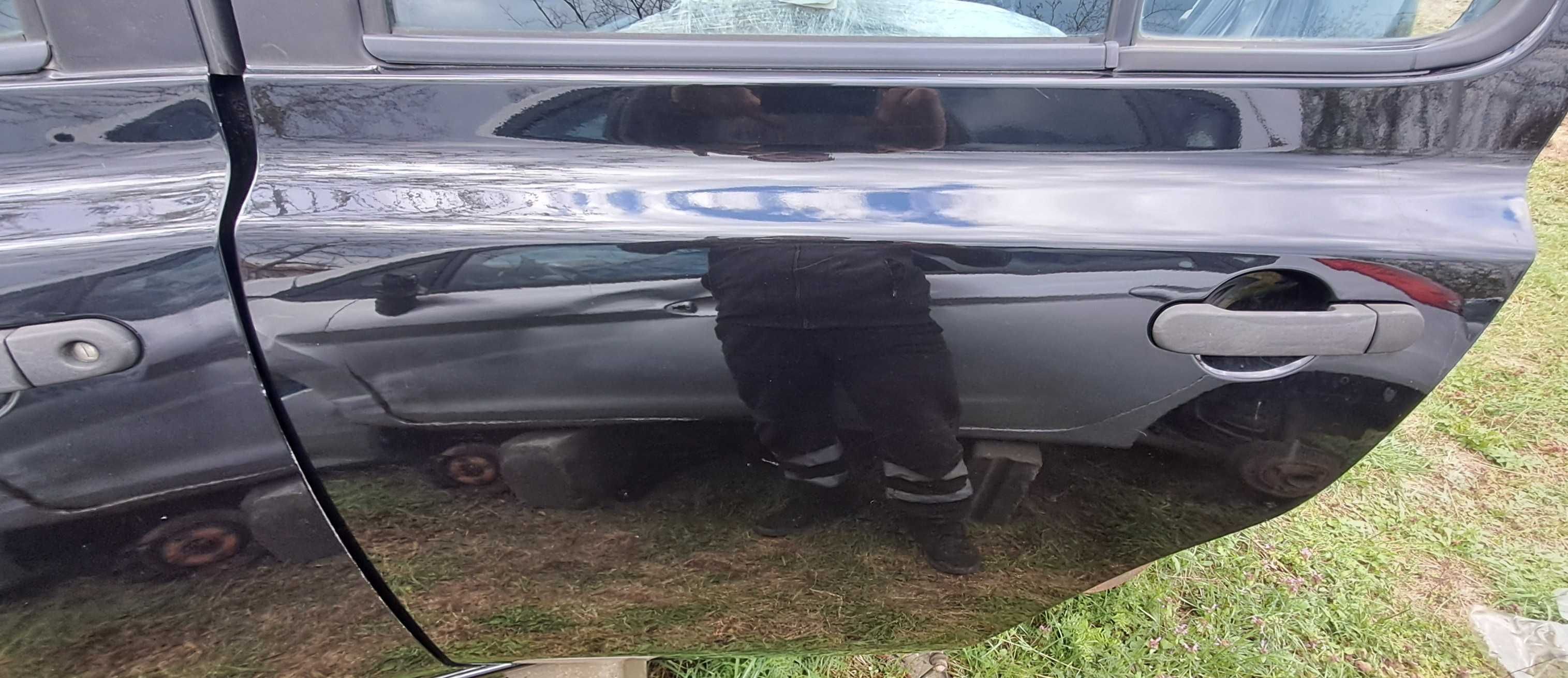 Врата / Врати / багажник ,заден капак NISSAN MICRA K12  1.2I 80к.с